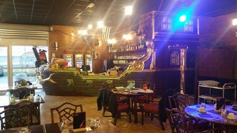 Decors pour un restaurant familial sur le thme de la piraterie, Lescar2015