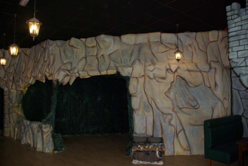 Decors pour un restaurant familial sur le thme de la piraterie, Lescar2015